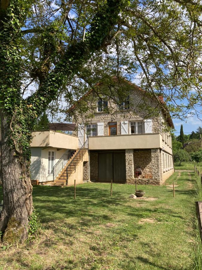 Les Clés Des Champs Côté Jardin Hébergement de vacances *