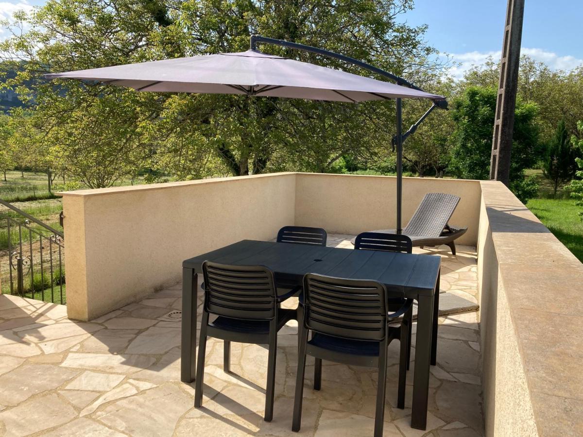 Les Cles Des Champs Cote Jardin * Lacave (Lot)
